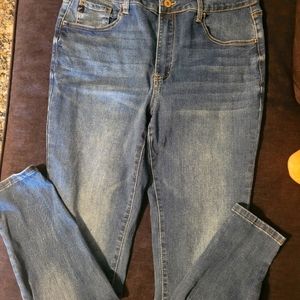 KanKan jeans size 13